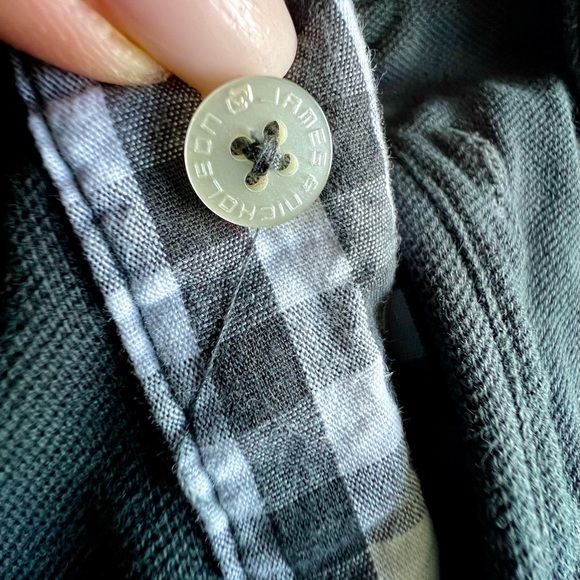 JAMES & NICHOLSON. Rigi. Classic Gray Polo Shirt with Cotton Comfort - Picture 4 of 4